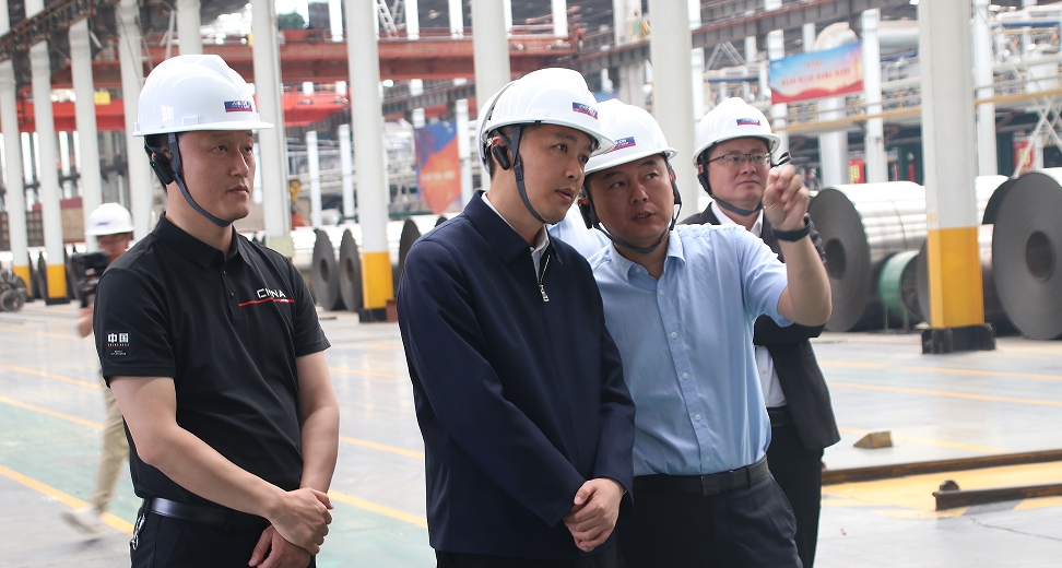 縣委副書記、縣長(zhǎng)孔磊到眾鑫發(fā)調(diào)研數(shù)智化產(chǎn)業(yè)轉(zhuǎn)型情況